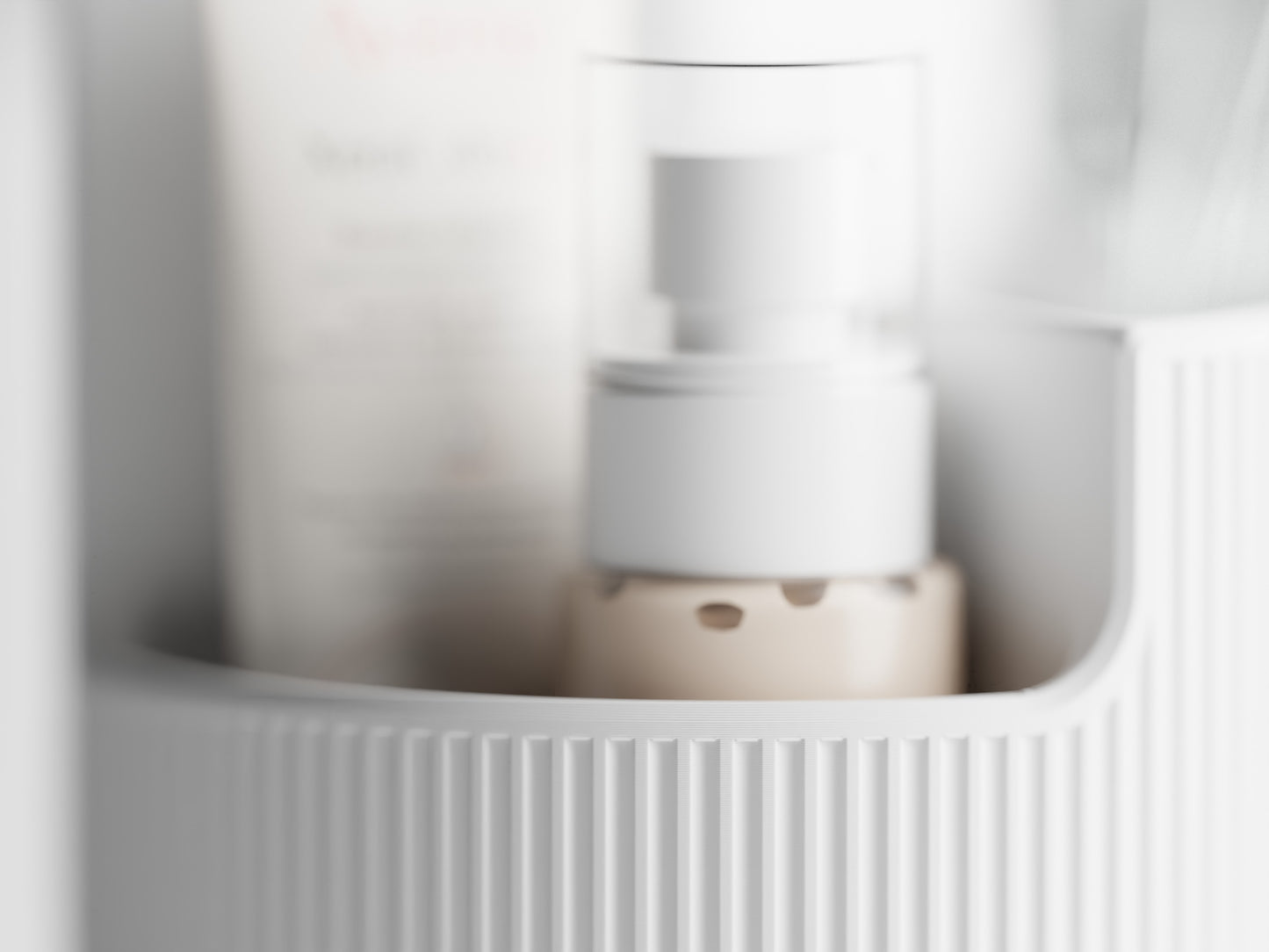 The Small Elegant Oval Organizer for Bathrooms