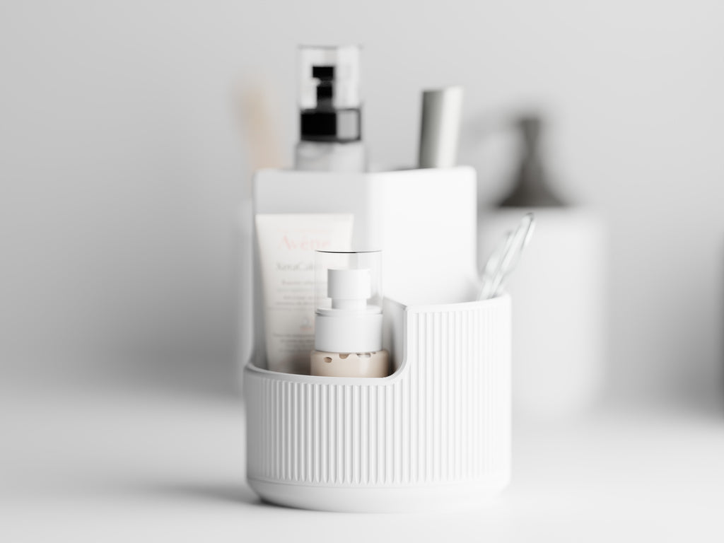 The Small Elegant Oval Organizer for Bathrooms